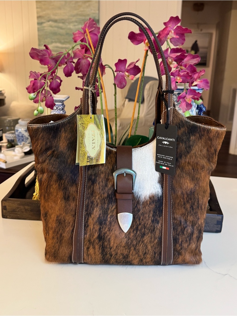 🤎🤍 NWT CAVALCANTI COW HIDE LEATHER BUCKLE HOBO SHOULDER BAG!